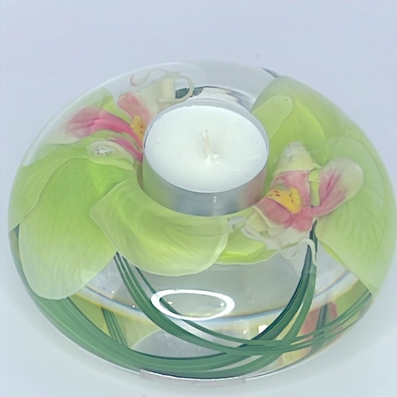 Green Phalaenopsis Tea Light Candle Holder - Picture 2 of 4